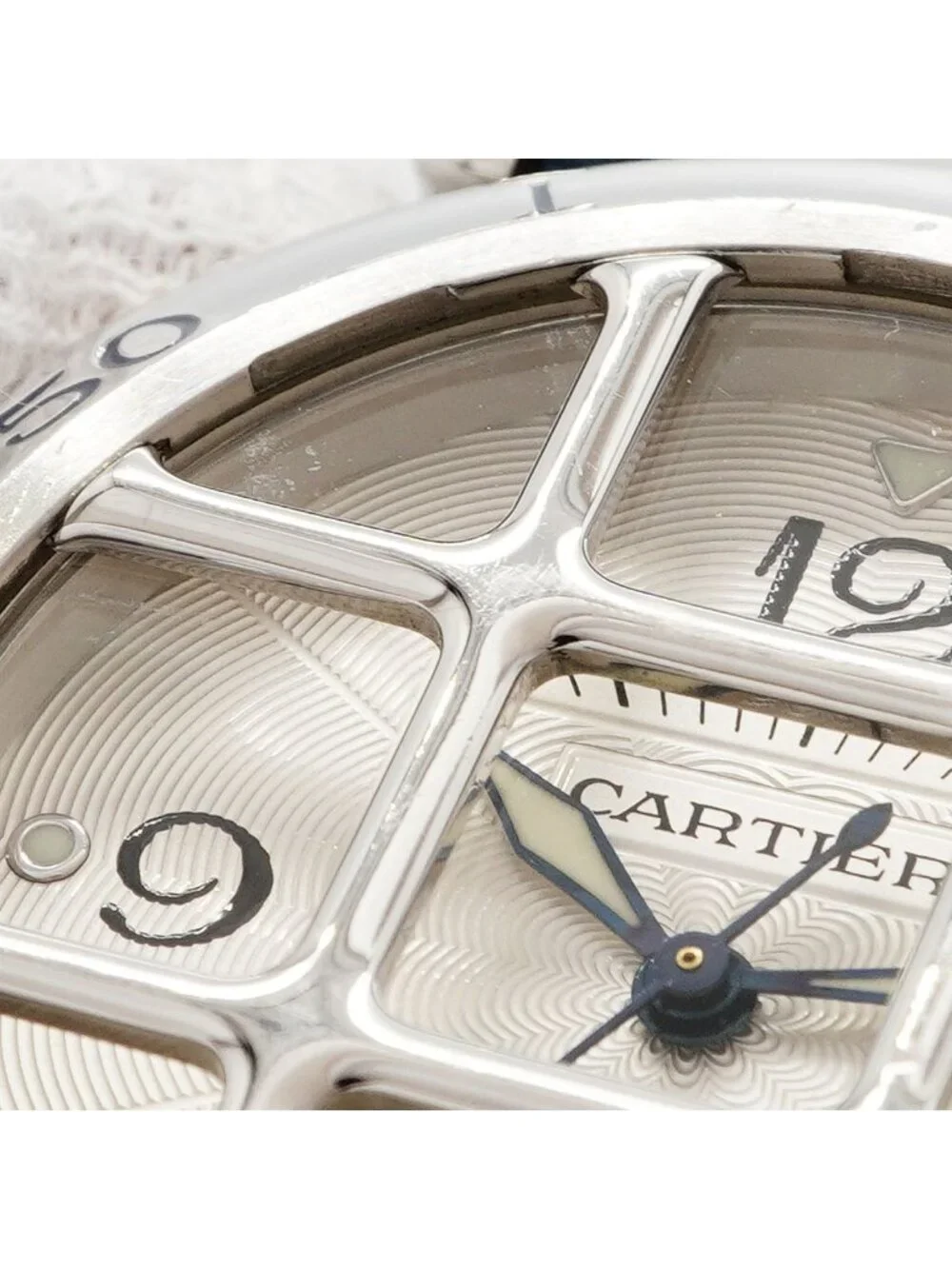 Cartier pasha grid